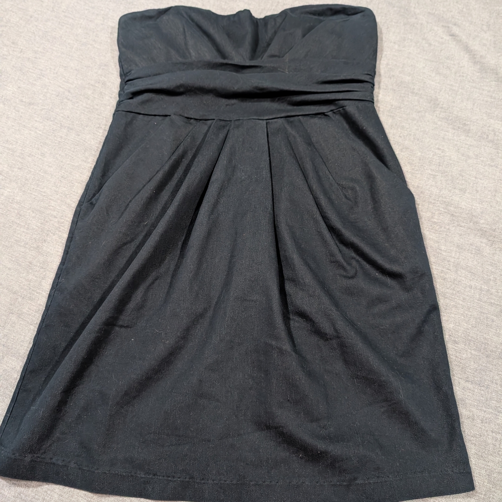Elegant Black Strapless Dress